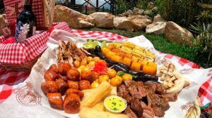 Lee más sobre el artículo Fritanga o Picada Colombiana