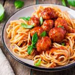 Espagueti con Albóndigas
